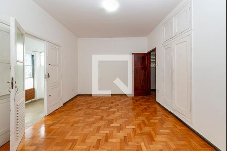 Casa para alugar com 285m², 3 quartos e 2 vagas Casa para alugar com 285m², 3 quartos e 2 vagasSuíte