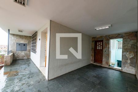 Casa para alugar com 285m², 3 quartos e 2 vagas Casa para alugar com 285m², 3 quartos e 2 vagasQuintal