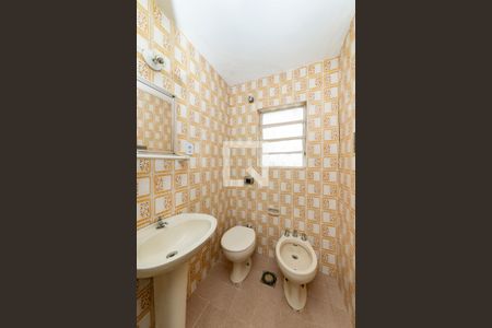 Casa para alugar com 285m², 3 quartos e 2 vagas Casa para alugar com 285m², 3 quartos e 2 vagasBanheiro da Suíte