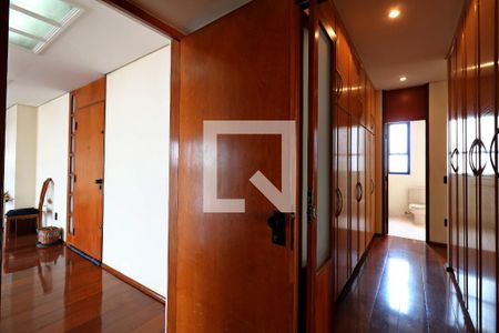 Apartamento para alugar com 260m², 4 quartos e 4 vagasCorredor