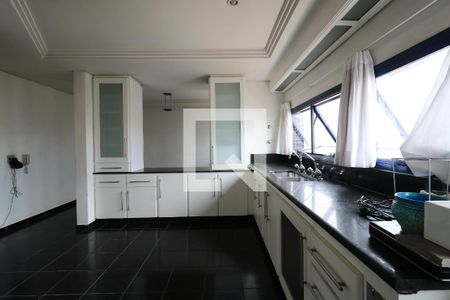 Apartamento para alugar com 260m², 4 quartos e 4 vagasCozinha