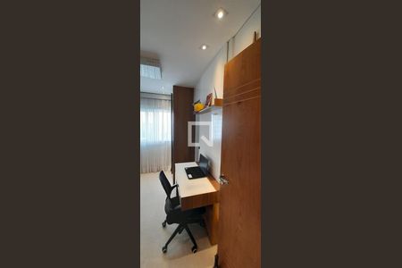 Apartamento à venda com 237m², 4 quartos e 4 vagasQuarto