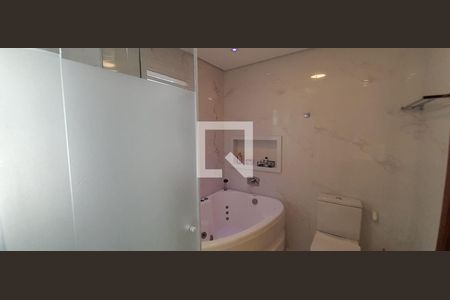 Apartamento à venda com 237m², 4 quartos e 4 vagasBanheiro