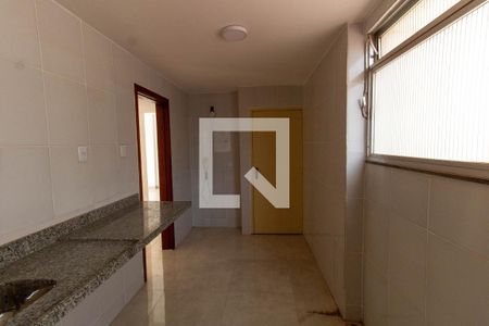 Apartamento à venda com 90m², 2 quartos e 1 vagaCozinha e Área de Serviço