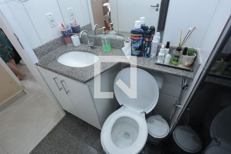 Apartamento para alugar com 65m², 2 quartos e 1 vagaBanheiro 