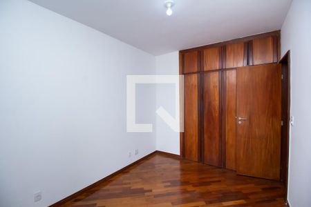 Apartamento para alugar com 85m², 2 quartos e 1 vagaSuíte