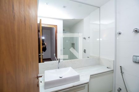 Apartamento para alugar com 85m², 2 quartos e 1 vagaBanheiro da Suíte