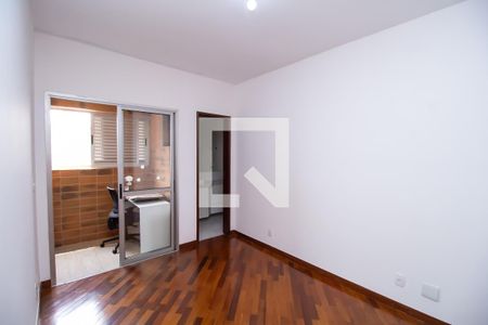 Apartamento para alugar com 85m², 2 quartos e 1 vagaSuíte