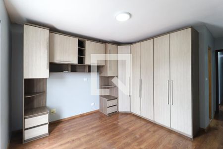 Quarto 1 de casa para alugar com 3 quartos, 133m² em Vila Nivi, São Paulo