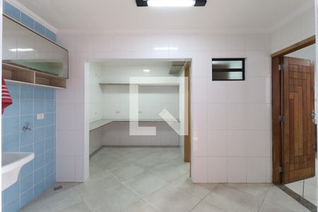 Casa para alugar com 133m², 3 quartos e 2 vagas Casa para alugar com 133m², 3 quartos e 2 vagasÁrea de Serviço