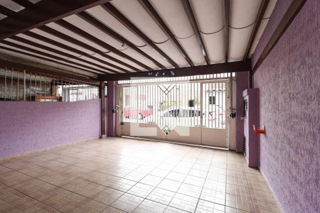 Casa para alugar com 133m², 3 quartos e 2 vagas Casa para alugar com 133m², 3 quartos e 2 vagasÁrea Externa