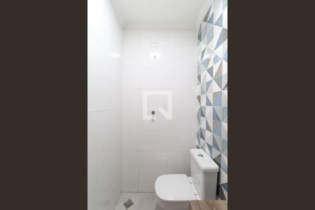 Casa para alugar com 133m², 3 quartos e 2 vagas Casa para alugar com 133m², 3 quartos e 2 vagasBanheiro de Serviço