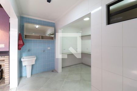 Casa para alugar com 133m², 3 quartos e 2 vagas Casa para alugar com 133m², 3 quartos e 2 vagasÁrea de Serviço