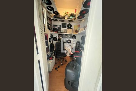 Apartamento à venda com 120m², 3 quartos e sem vagaQuarto