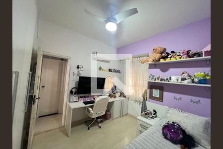 Apartamento à venda com 120m², 3 quartos e sem vagaQuarto