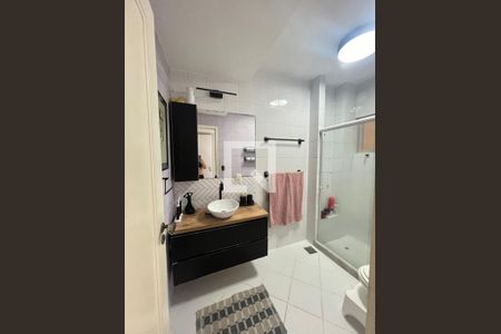 Apartamento à venda com 120m², 3 quartos e sem vagaBanheiro