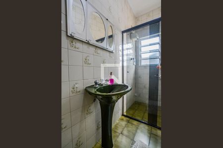 Casa à venda com 256m², 4 quartos e 1 vagaBanheiro Social