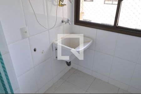 Apartamento à venda com 110m², 3 quartos e 2 vagas Apartamento à venda com 110m², 3 quartos e 2 vagasÁrea de Serviço