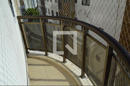 Apartamento à venda com 110m², 3 quartos e 2 vagas Apartamento à venda com 110m², 3 quartos e 2 vagasVaranda da Suíte 2