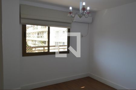 Apartamento à venda com 110m², 3 quartos e 2 vagas Apartamento à venda com 110m², 3 quartos e 2 vagasQuarto