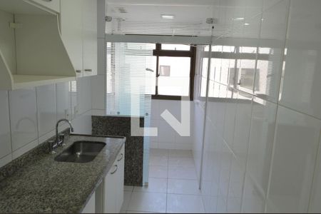 Apartamento à venda com 110m², 3 quartos e 2 vagas Apartamento à venda com 110m², 3 quartos e 2 vagasÁrea de Serviço
