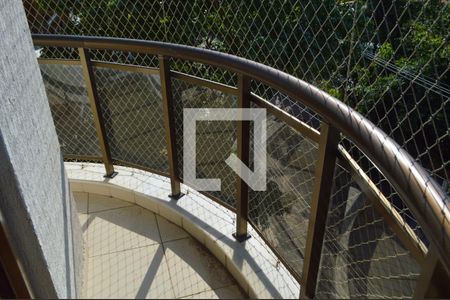 Apartamento à venda com 110m², 3 quartos e 2 vagas Apartamento à venda com 110m², 3 quartos e 2 vagasVaranda da Suíte 2