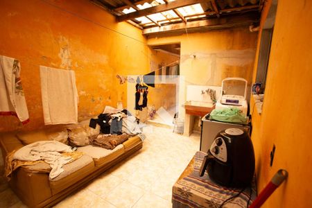 Casa à venda com 220m², 3 quartos e 2 vagas Casa à venda com 220m², 3 quartos e 2 vagasÁREA DE SERVIÇO