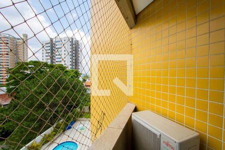 Apartamento à venda com 232m², 4 quartos e 4 vagasVaranda do quarto 2