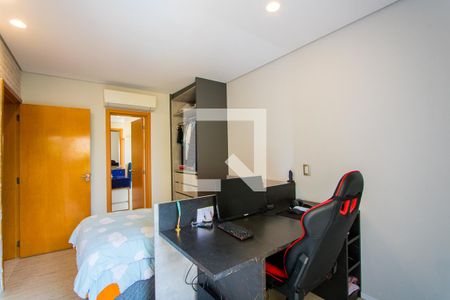 Apartamento à venda com 232m², 4 quartos e 4 vagasQuarto 2 - Suíte