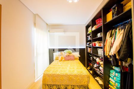 Apartamento à venda com 232m², 4 quartos e 4 vagasQuarto 3 - Suíte