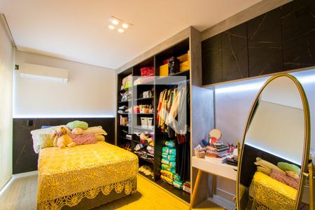 Apartamento à venda com 232m², 4 quartos e 4 vagasQuarto 3 - Suíte