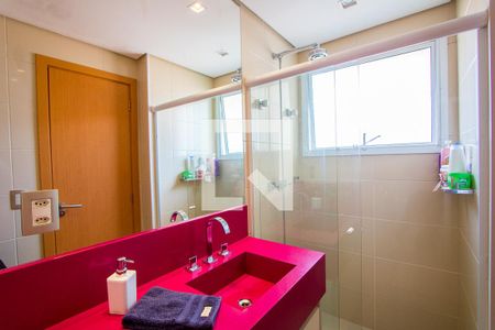 Apartamento à venda com 232m², 4 quartos e 4 vagasBanheiro do quarto 3