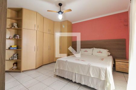 Casa à venda com 205m², 3 quartos e 3 vagas Casa à venda com 205m², 3 quartos e 3 vagasQuarto 2