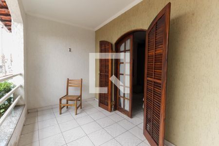 Casa à venda com 205m², 3 quartos e 3 vagas Casa à venda com 205m², 3 quartos e 3 vagasVaranda do Quarto 2