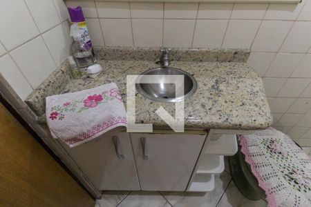 Casa à venda com 205m², 3 quartos e 3 vagas Casa à venda com 205m², 3 quartos e 3 vagasBanheiro 2