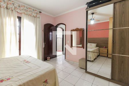 Casa à venda com 205m², 3 quartos e 3 vagas Casa à venda com 205m², 3 quartos e 3 vagasQuarto 2