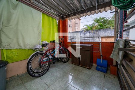 Casa à venda com 317m², 5 quartos e 3 vagasVaranda 1