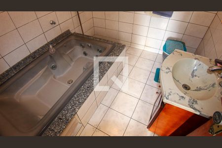 Casa à venda com 72m², 2 quartos e 1 vagaBanheiro da Suíte 2