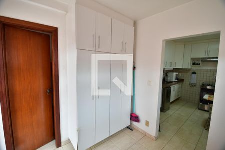 Casa à venda com 302m², 4 quartos e 4 vagasÁrea de Serviço