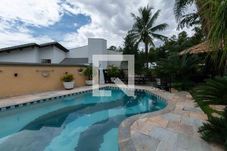 Casa de condomínio à venda com 800m², 5 quartos e 6 vagas Casa de condomínio à venda com 800m², 5 quartos e 6 vagasPiscina