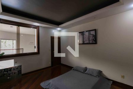 Casa de condomínio à venda com 800m², 5 quartos e 6 vagas Casa de condomínio à venda com 800m², 5 quartos e 6 vagasSuite 3