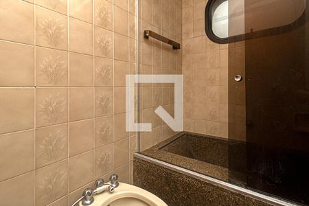 Apartamento para alugar com 335m², 3 quartos e 2 vagasBanheiro Social