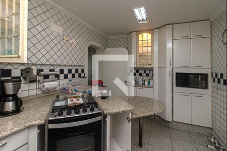 Apartamento para alugar com 335m², 3 quartos e 2 vagasCozinha
