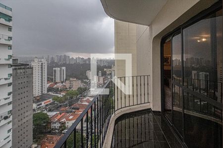 Apartamento para alugar com 335m², 3 quartos e 2 vagasSacada