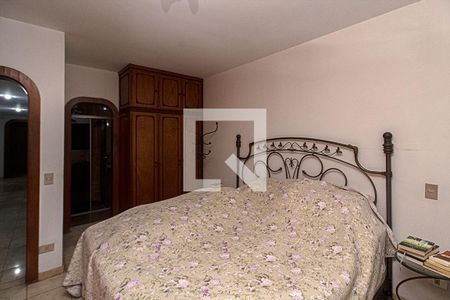 Apartamento para alugar com 335m², 3 quartos e 2 vagasSuíte