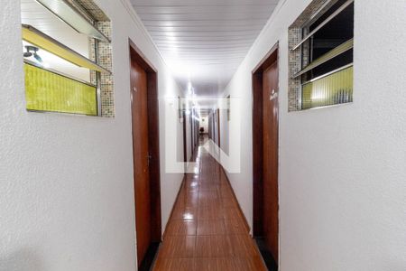 Studio para alugar com 12m², 1 quarto e sem vaga Studio para alugar com 12m², 1 quarto e sem vagaCorredor