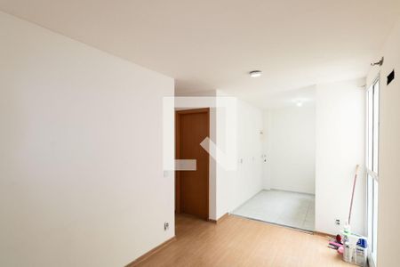 Sala de apartamento para alugar com 2 quartos, 46m² em Campo Grande, Rio de Janeiro