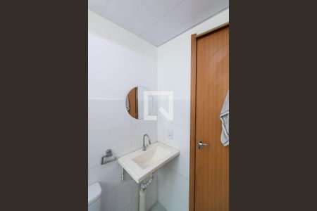 Apartamento para alugar com 46m², 2 quartos e 1 vaga Apartamento para alugar com 46m², 2 quartos e 1 vagaBanheiro