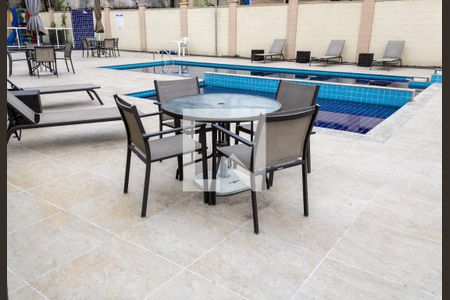 Apartamento para alugar com 46m², 2 quartos e 1 vaga Apartamento para alugar com 46m², 2 quartos e 1 vagaÁrea comum - Piscina
