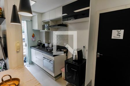 Apartamento à venda com 56m², 2 quartos e 1 vagaCozinha e Área de Serviço